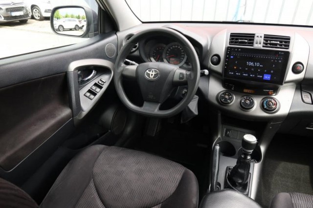 Toyota RAV 4  2.2 D-4D 