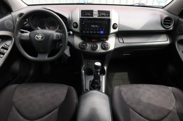 Toyota RAV 4  2.2 D-4D 