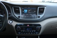 Hyundai Tucson  2.0 CRDi 