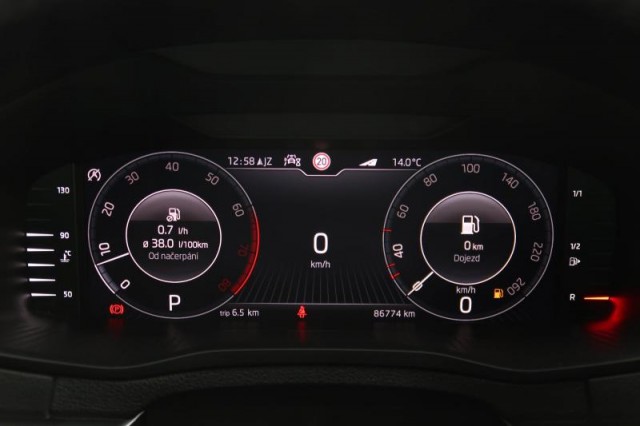Škoda Karoq  1.5 TSI 
