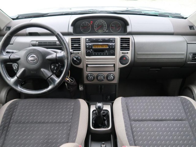 Nissan X-Trail  2.2 dCi Connect