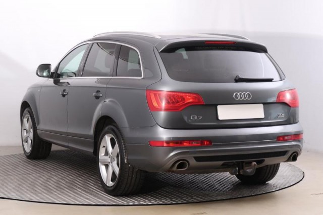 Audi Q7  3.0 TDI S-Line