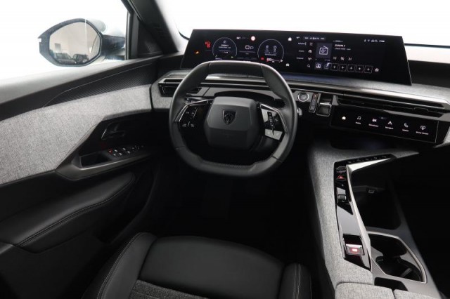 Peugeot 5008  PureTech 130 Allure