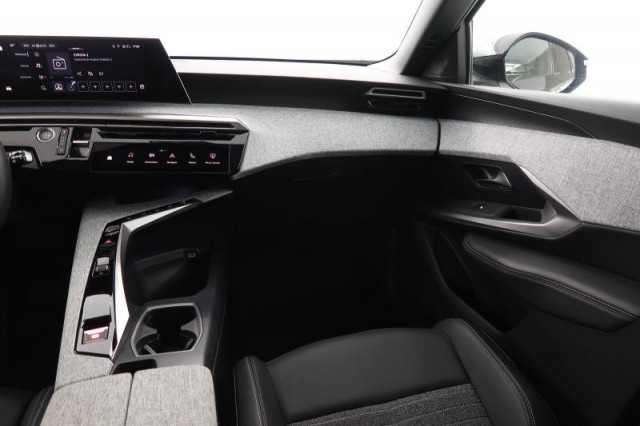Peugeot 5008  PureTech 130 Allure
