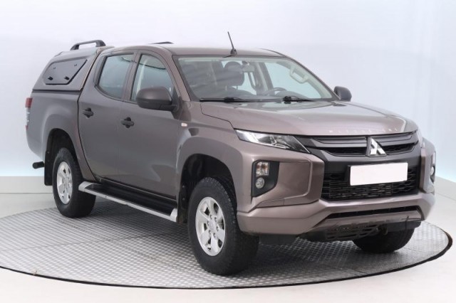 Mitsubishi L200  2.2 DI-D 