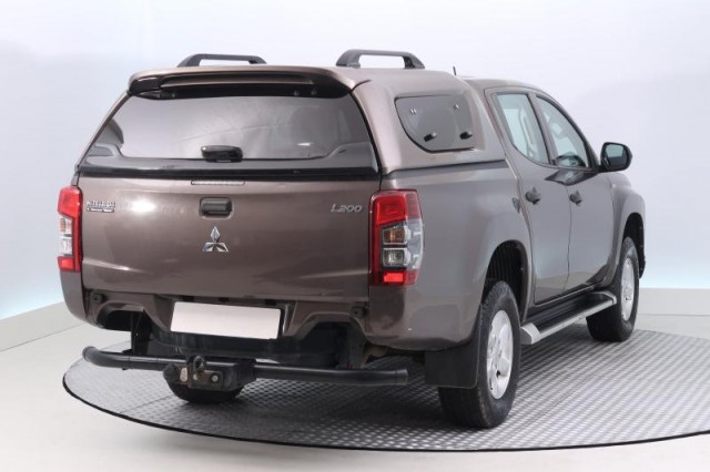 Mitsubishi L200  2.2 DI-D 