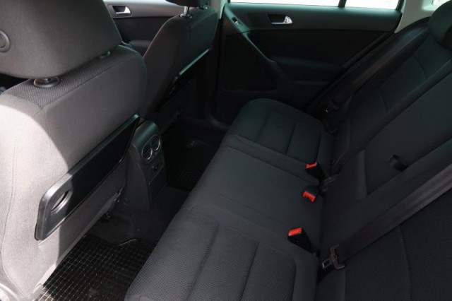 Volkswagen Tiguan  2.0 TDI 