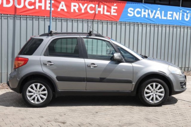 Suzuki SX4  1.6 VVT 