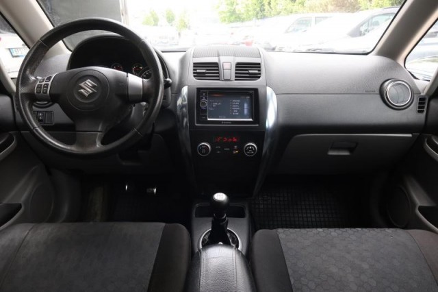 Suzuki SX4  1.6 VVT 
