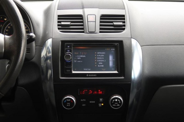 Suzuki SX4  1.6 VVT 