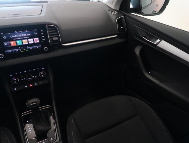 Škoda Karoq  1.5 TSI Fresh