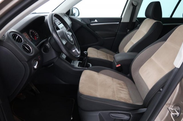 Volkswagen Tiguan  2.0 TDI 