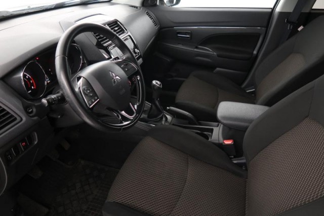 Mitsubishi ASX  2.0 MIVEC 