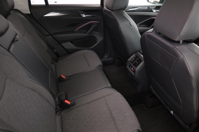 Volkswagen Tiguan  1.5 eTSI 