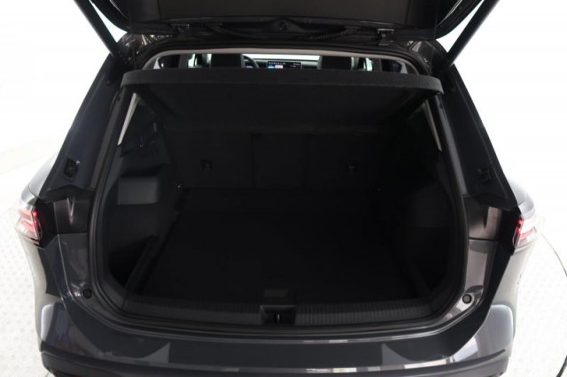 Volkswagen Tiguan  1.5 eTSI 