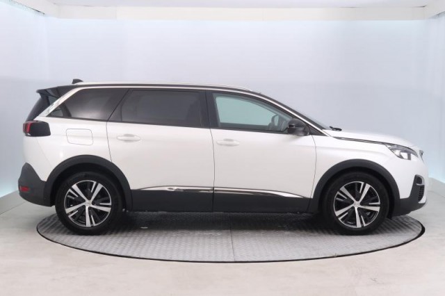 Peugeot 5008  PureTech 130 