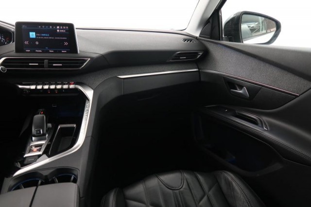 Peugeot 5008  PureTech 130 