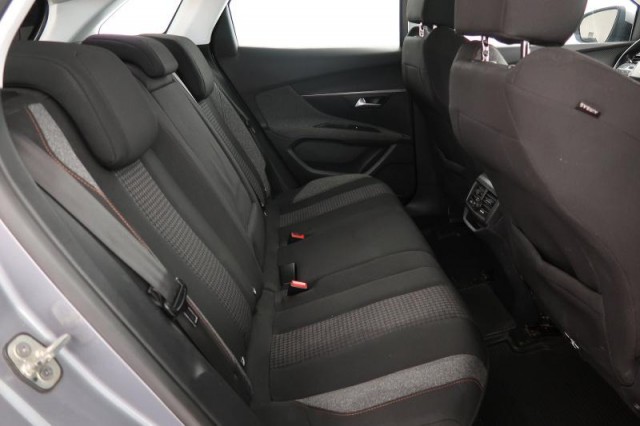 Peugeot 3008  1.6 BlueHDi 