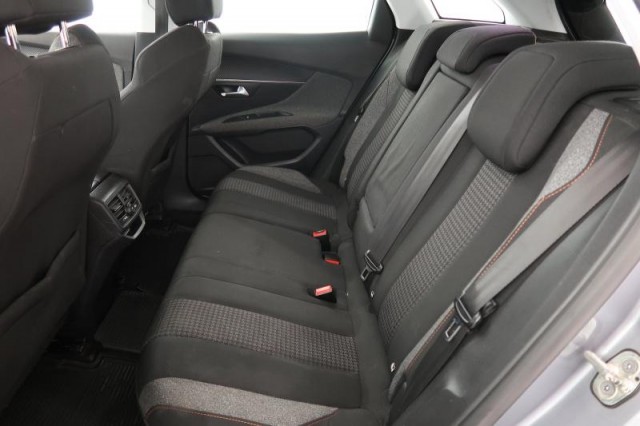 Peugeot 3008  1.6 BlueHDi 
