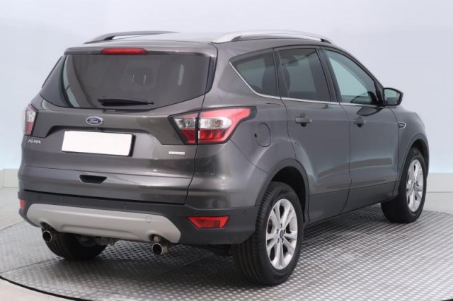 Ford Kuga  1.5 EcoBoost Titanium