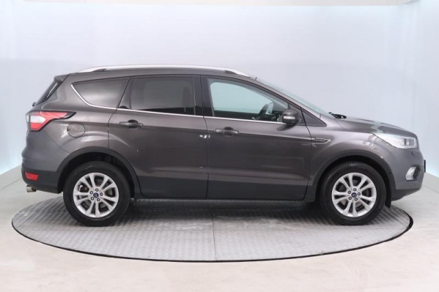 Ford Kuga  1.5 EcoBoost Titanium
