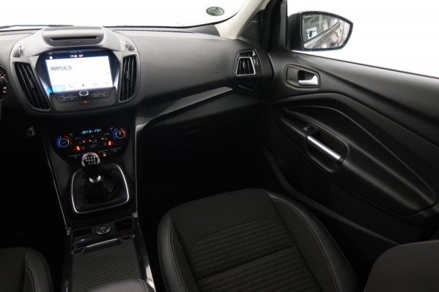 Ford Kuga  1.5 EcoBoost Titanium