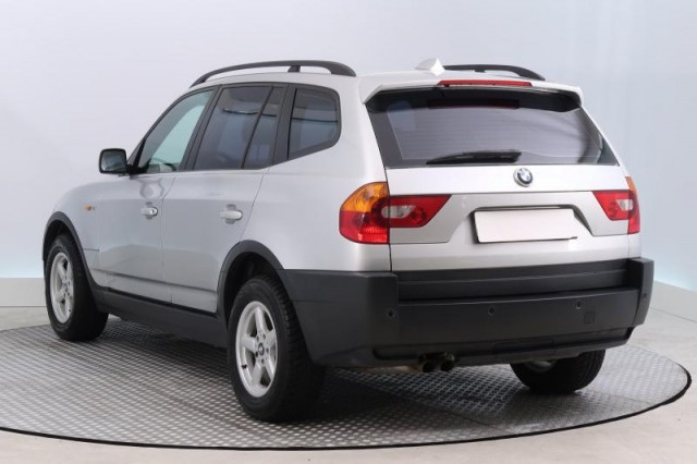 BMW X3  3.0i 