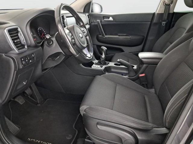 Kia Sportage  2.0 CRDi 