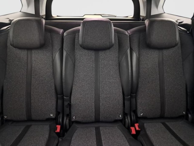 Peugeot 5008  1.6 BlueHDi 