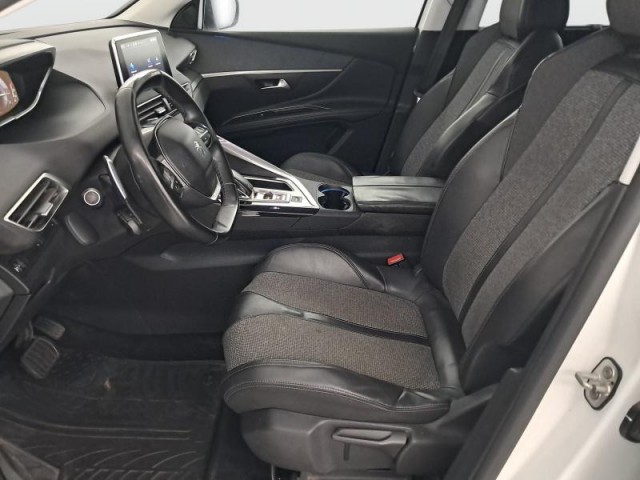 Peugeot 5008  1.6 BlueHDi 