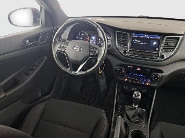 Hyundai Tucson  1.7 CRDi Trikolor