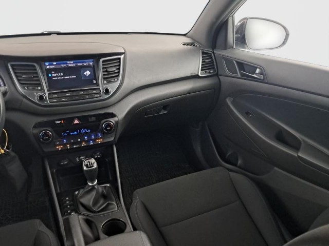 Hyundai Tucson  1.7 CRDi Trikolor
