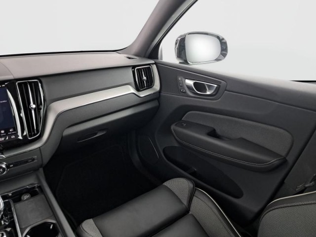 Volvo XC60  B4 AWD 