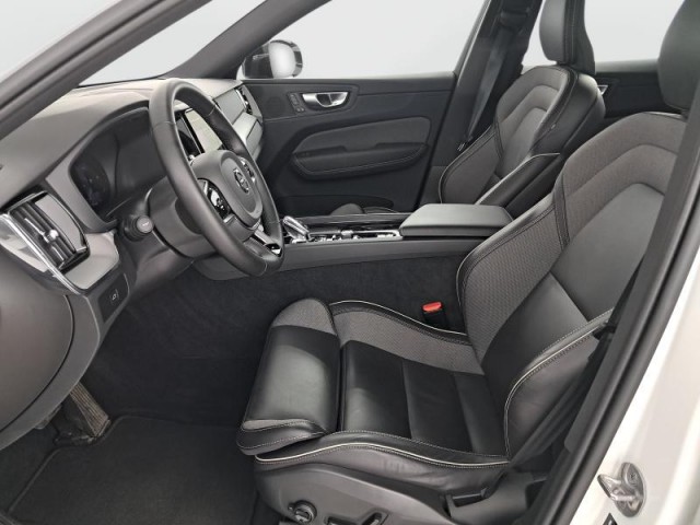 Volvo XC60  B4 AWD 