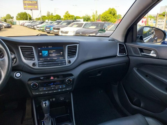 Hyundai Tucson  2.0 CRDi 