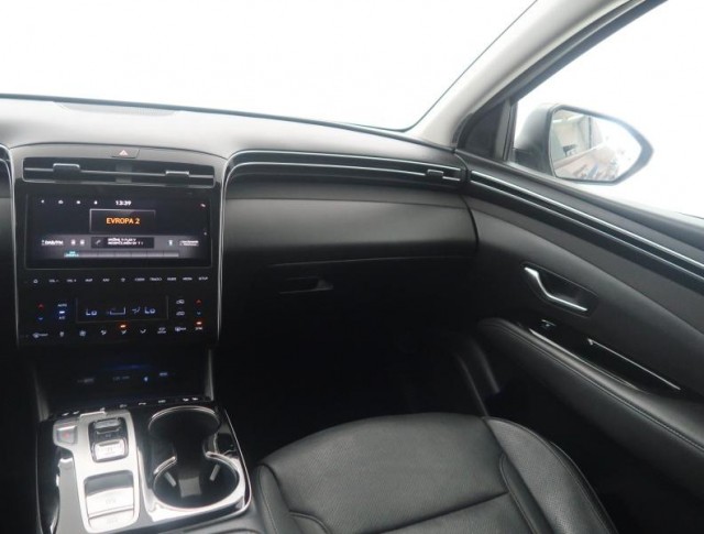 Hyundai Tucson  1.6 T-GDI 48V MHEV 