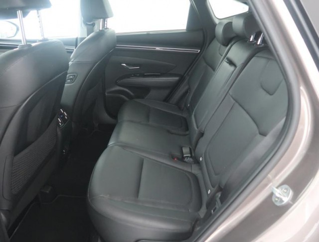Hyundai Tucson  1.6 T-GDI 48V MHEV 