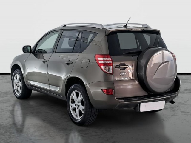 Toyota RAV 4  2.0 VVT-i 