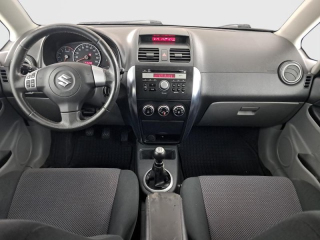Suzuki SX4  1.6 VVT 