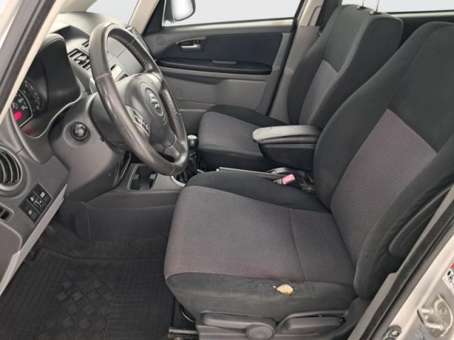 Suzuki SX4  1.6 VVT 