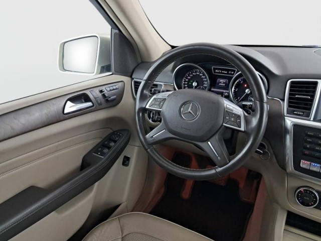 Mercedes-Benz ML  ML 350 BlueTEC 