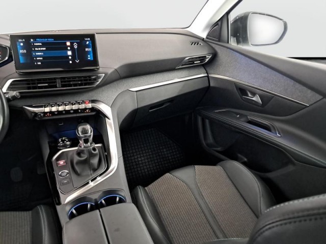 Peugeot 5008  PureTech 130 