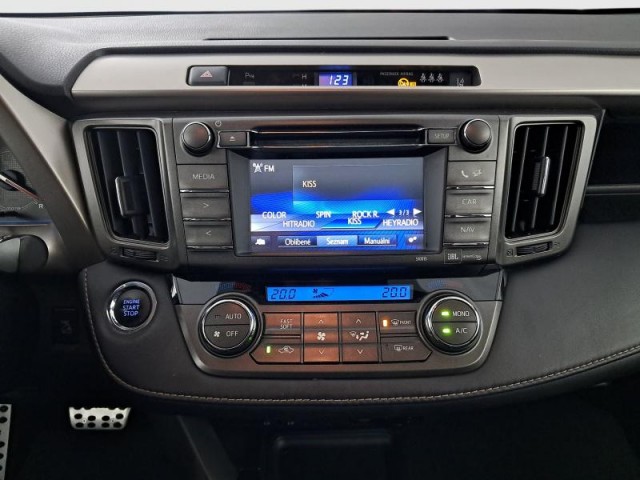 Toyota RAV 4  2.2 D-4D Selection