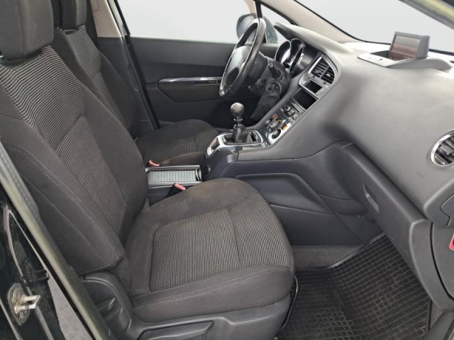 Peugeot 5008  1.6 HDi Active