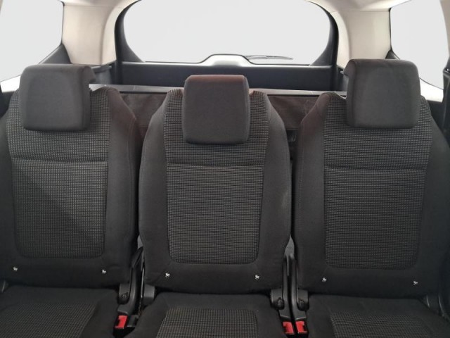 Peugeot 5008  1.6 HDi Active