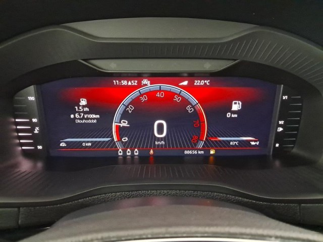 Škoda Karoq  1.5 TSI Sportline
