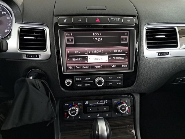 Volkswagen Touareg  3.0 TDI 