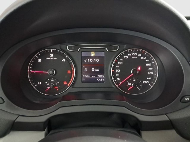 Audi Q3  2.0 TDI 