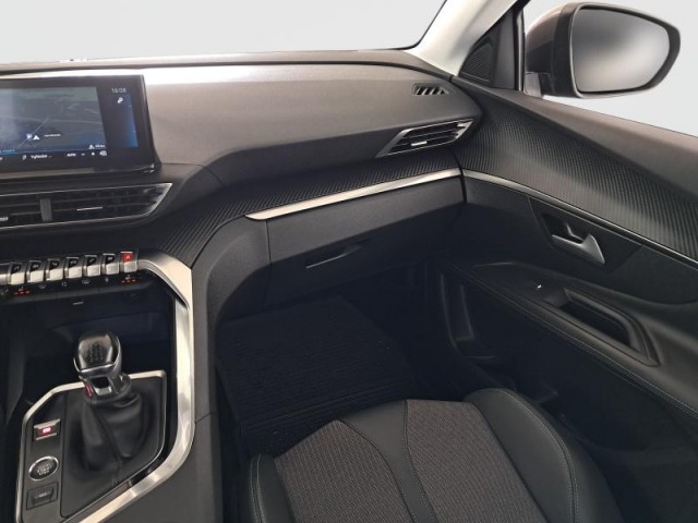 Peugeot 3008  1.2 PureTech 