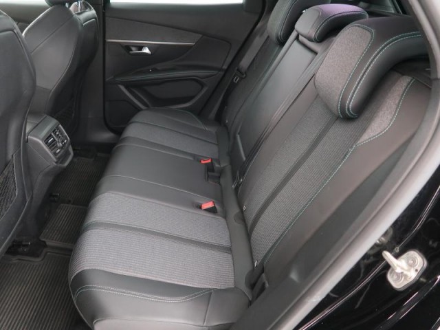 Peugeot 3008  1.2 PureTech Allure Pack